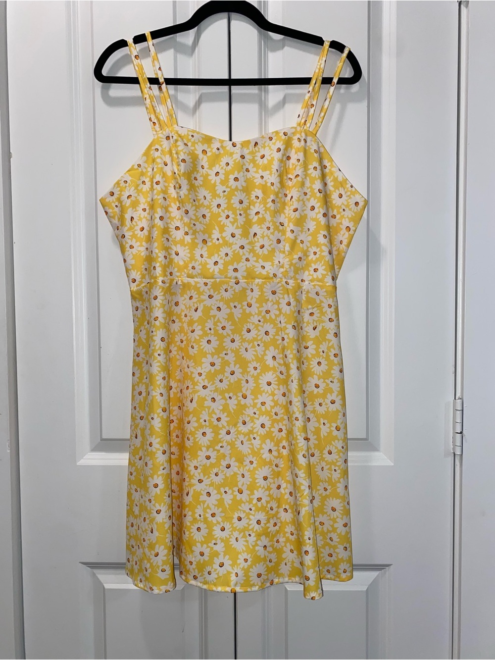 Yellow Daisy Print Spaghetti Strap Mini Dress